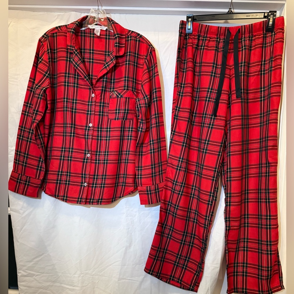 Victoria’s Secret Red Plaid Pajama Set
